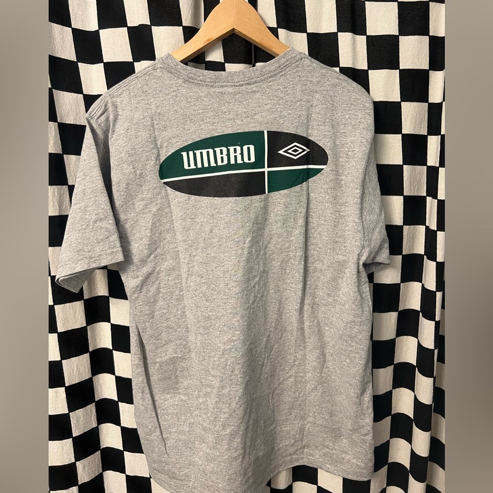 Umbro  Men's T-Shirt